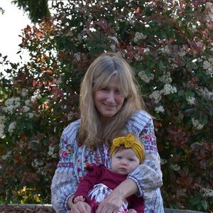 Meet your Posher, Suzanne